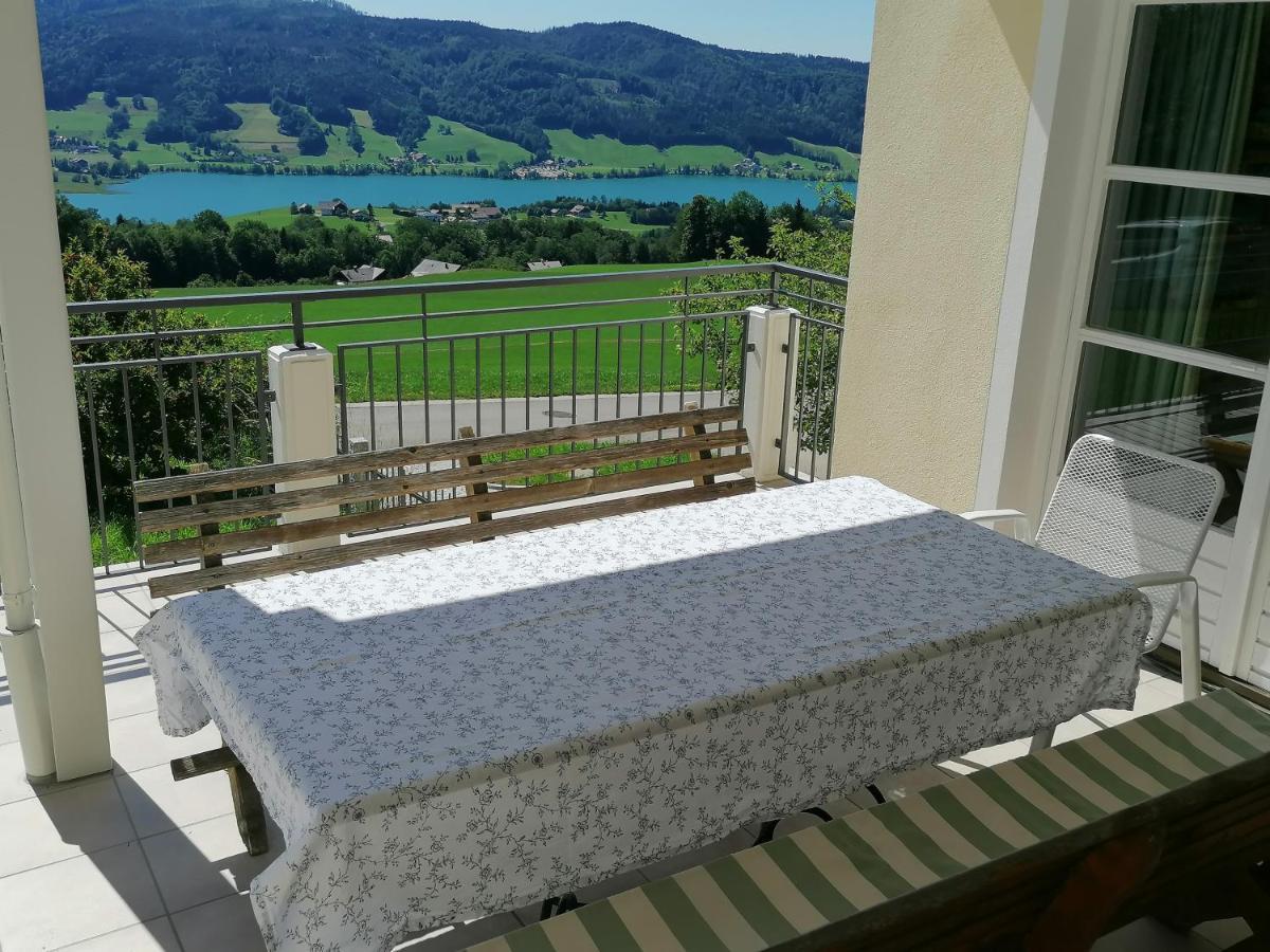 Wunderschoene Ferienwohnung Mit Seeblick Zell am Moos Exterior photo